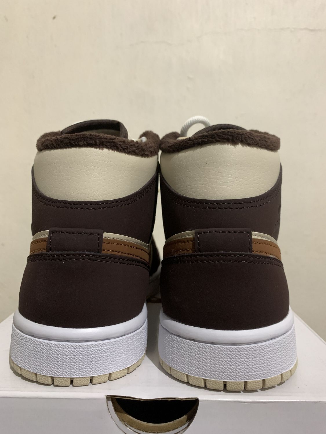 Wmns Nike Jordan 1 Mid SE Brown Basalt Oatmeal cheapest (multiple sizes) DO6699-200 - NEW