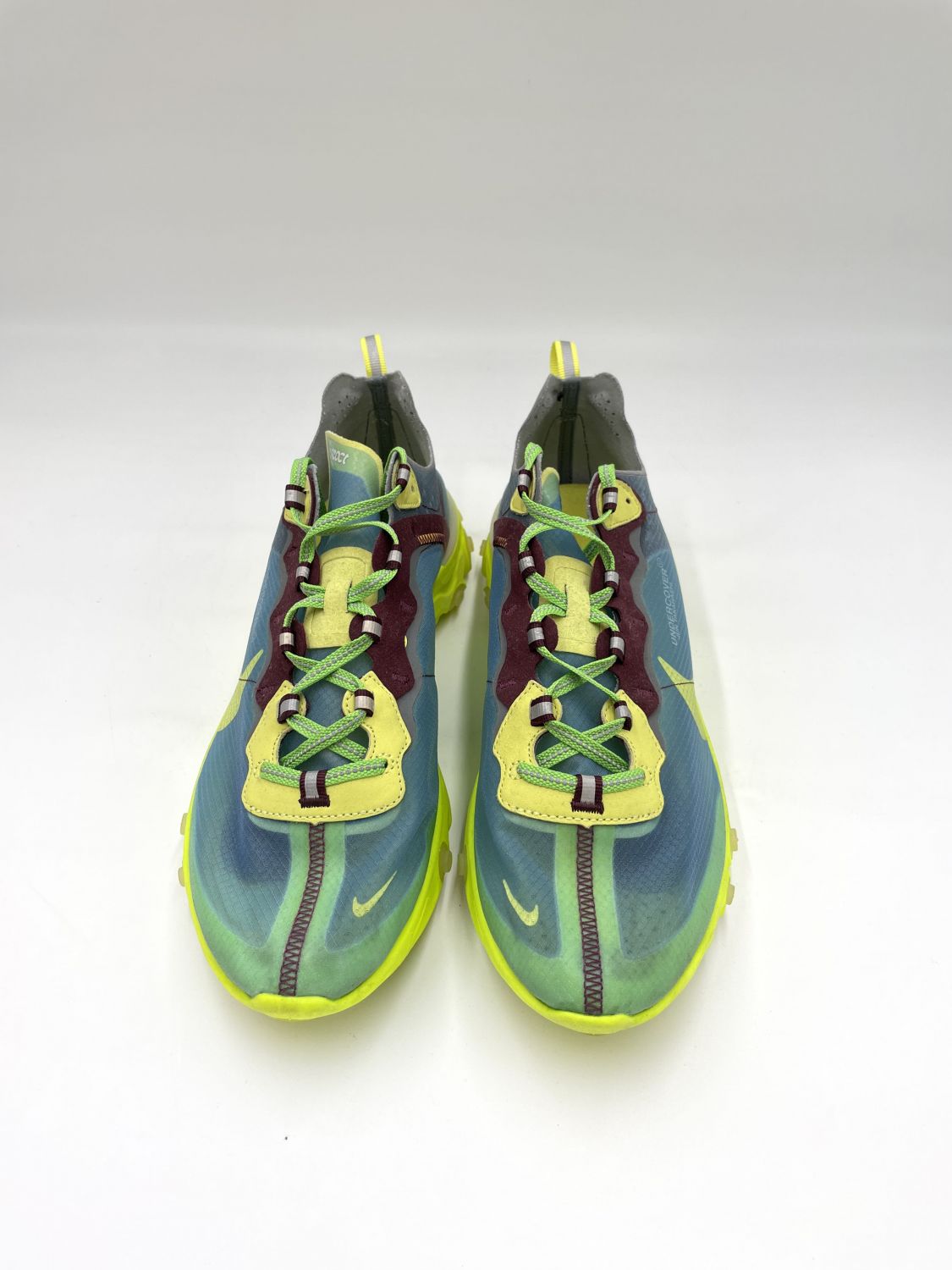 React element 87 undercover lakeside online