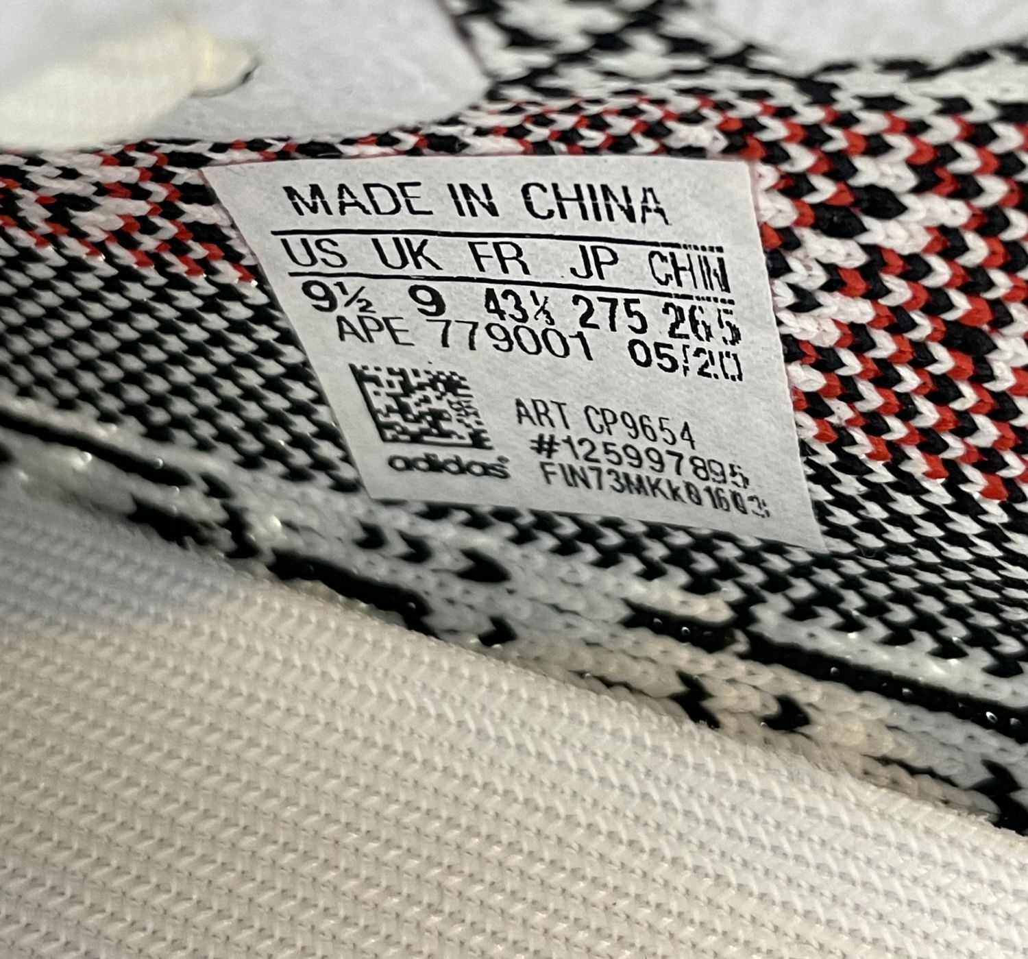 Yeezy zebra 43 cheap