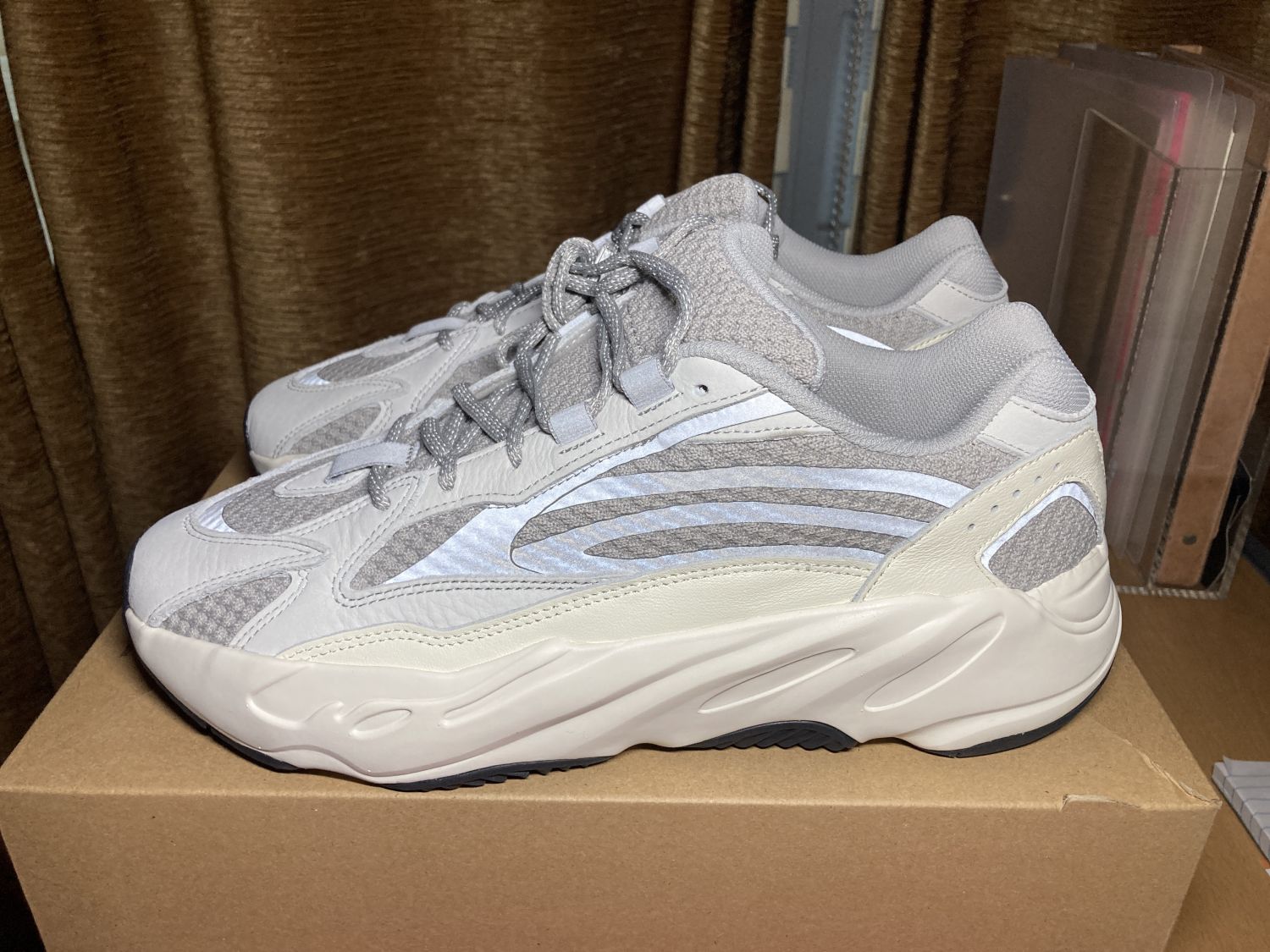 Adidas Yeezy Boost 700 V2 Static 2018 2022 AfterMarket