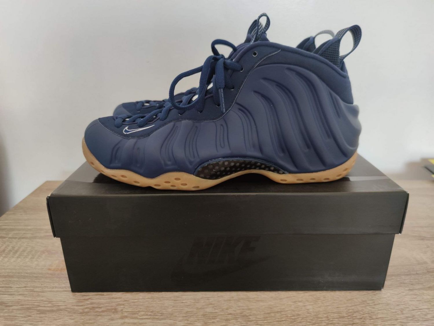 Air foamposite sales navy gum