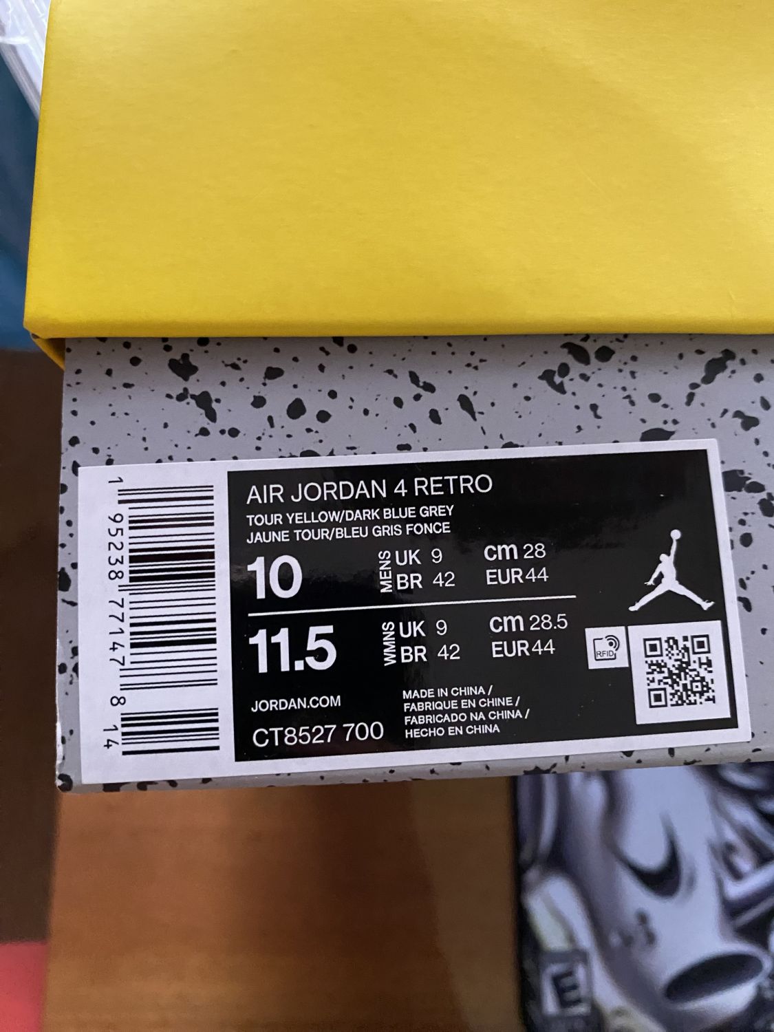 Jordan 4 Retro Lightning (2021) | AfterMarket