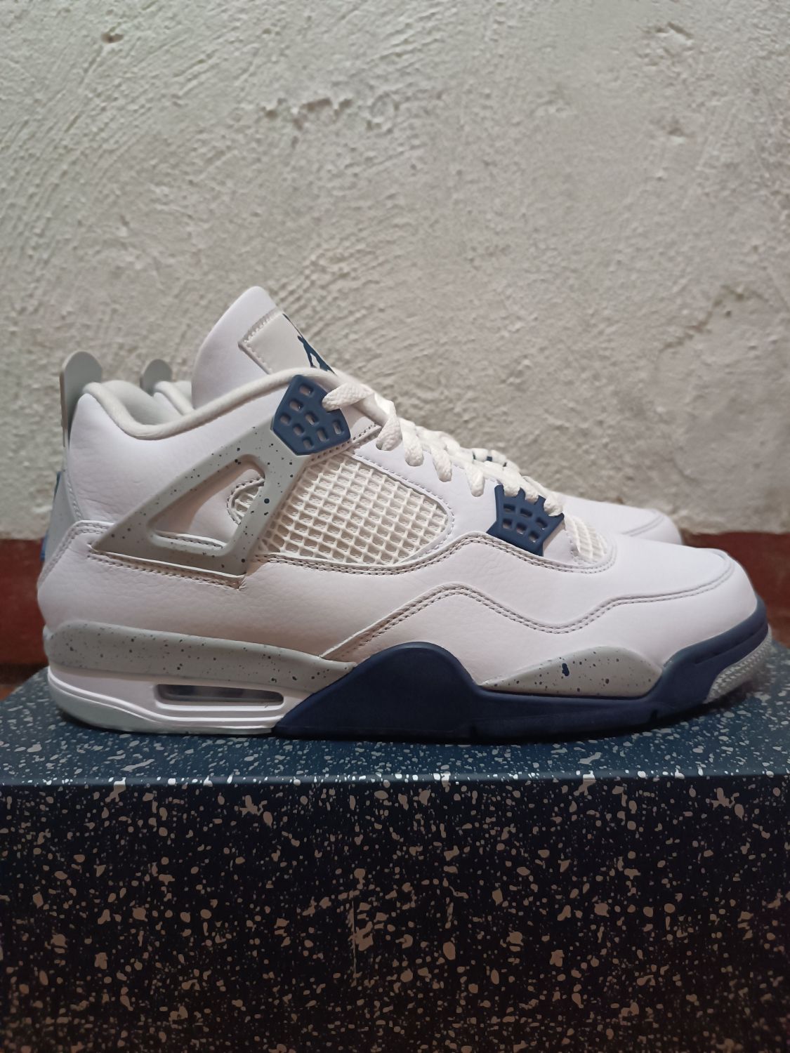 Jordan 4 Retro Midnight Navy | AfterMarket