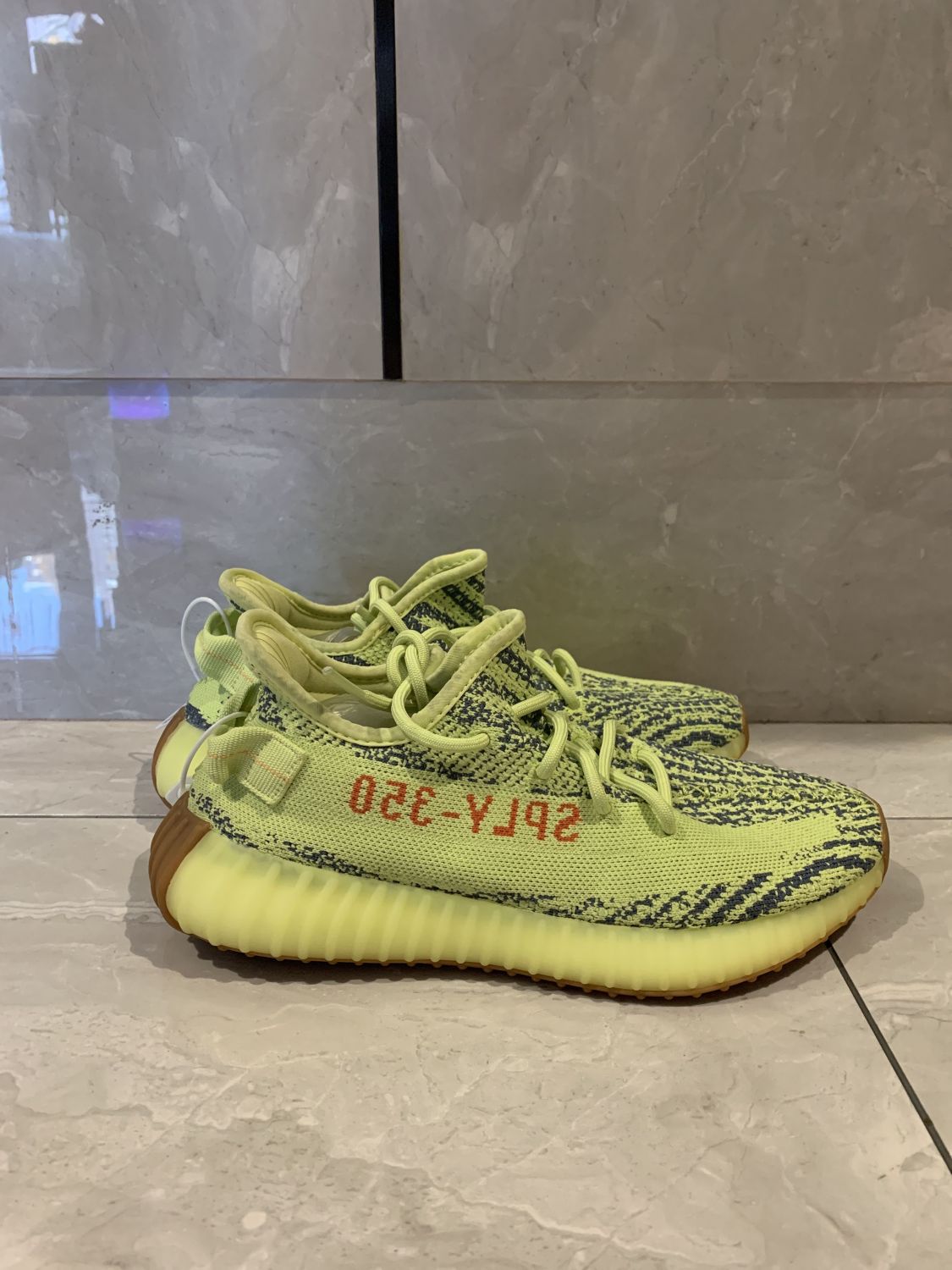 Yellow hot sale 35 yeezy