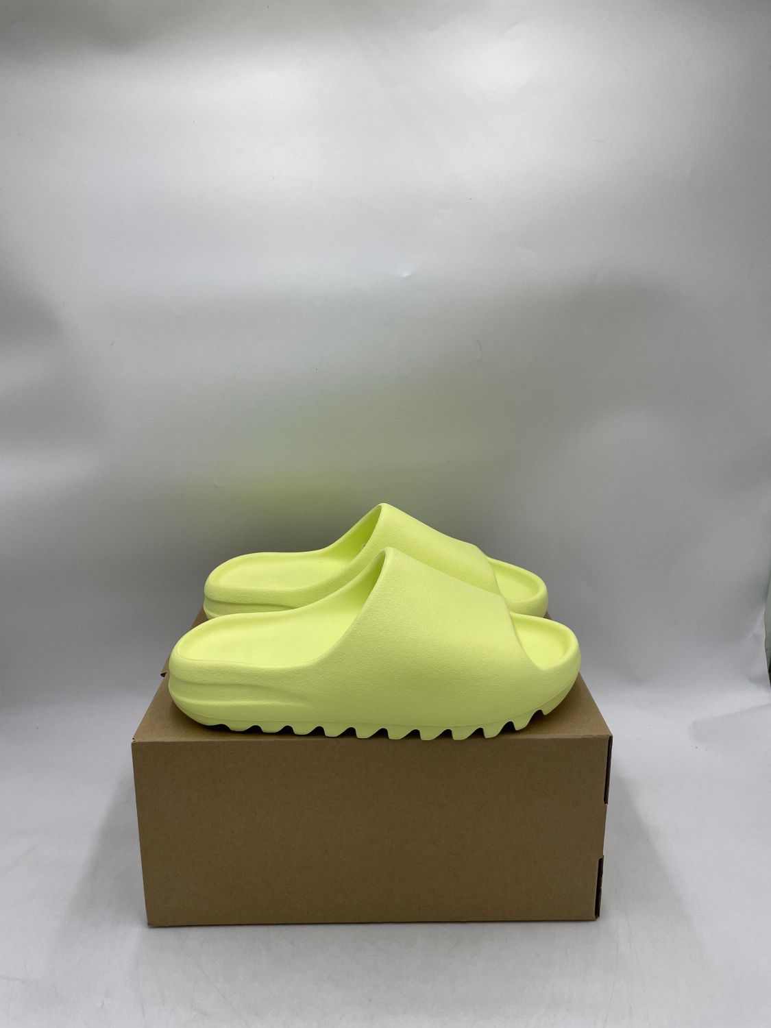 Adidas Yeezy Slide Glow Green 2022 Restock Aftermarket 9430