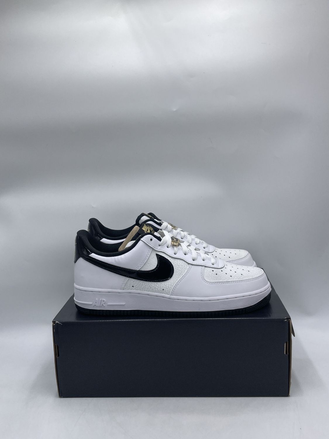 NIKE AIR FORCE 1 '07 LV8 WORLD CHAMP WHITE BLACK DR9866-100 US 10.5