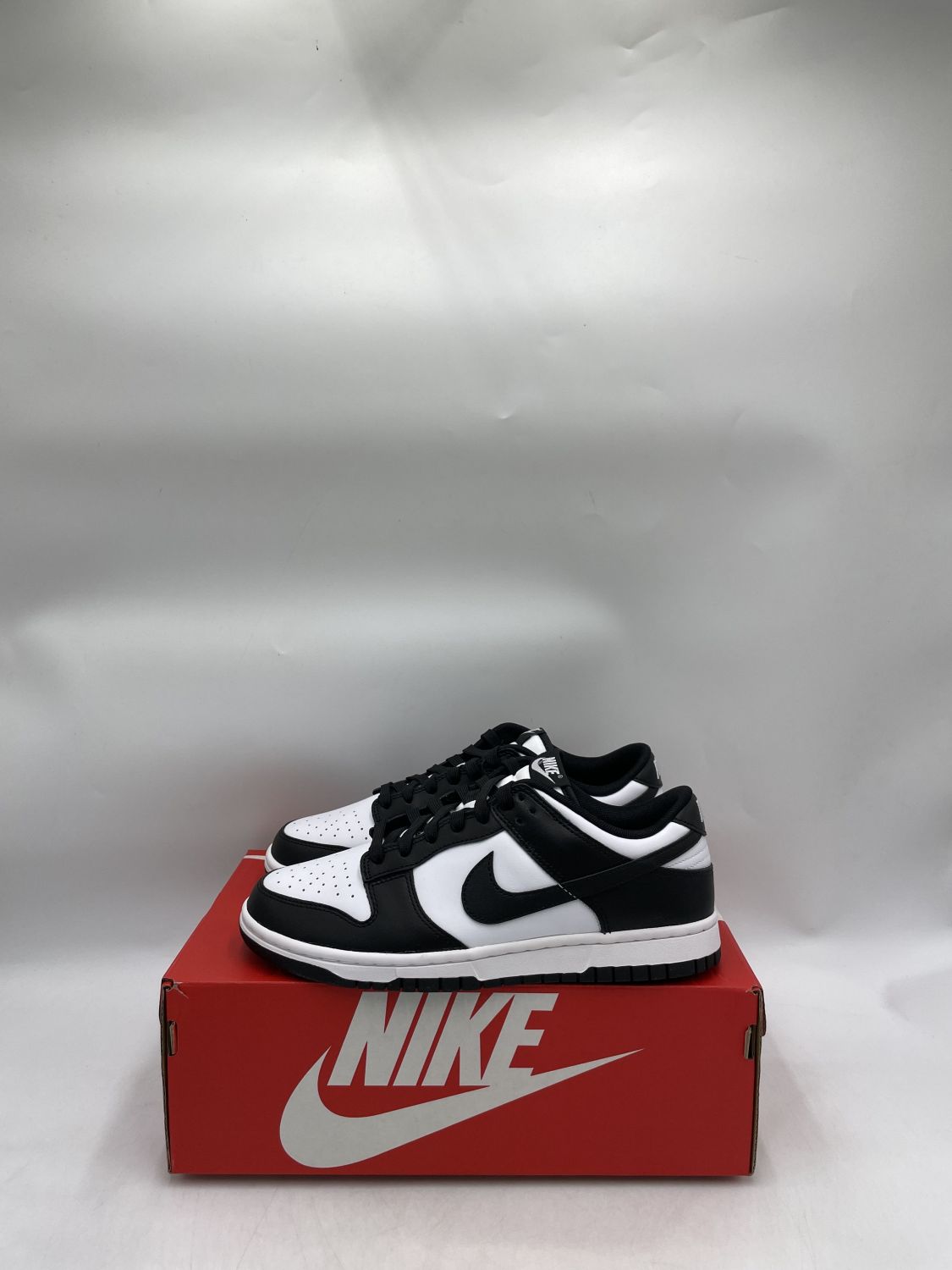 Nike dunk low on sale retro white black panda Women's Size 8.5 New In Box