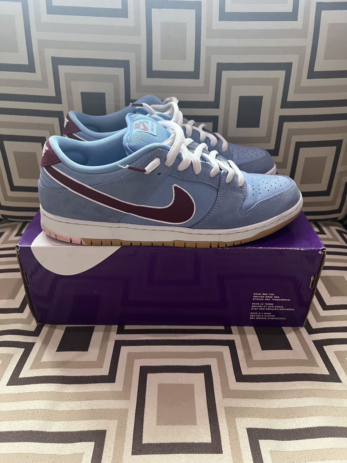 Nike SB Dunk Low Philadelphia Phillies | AfterMarket