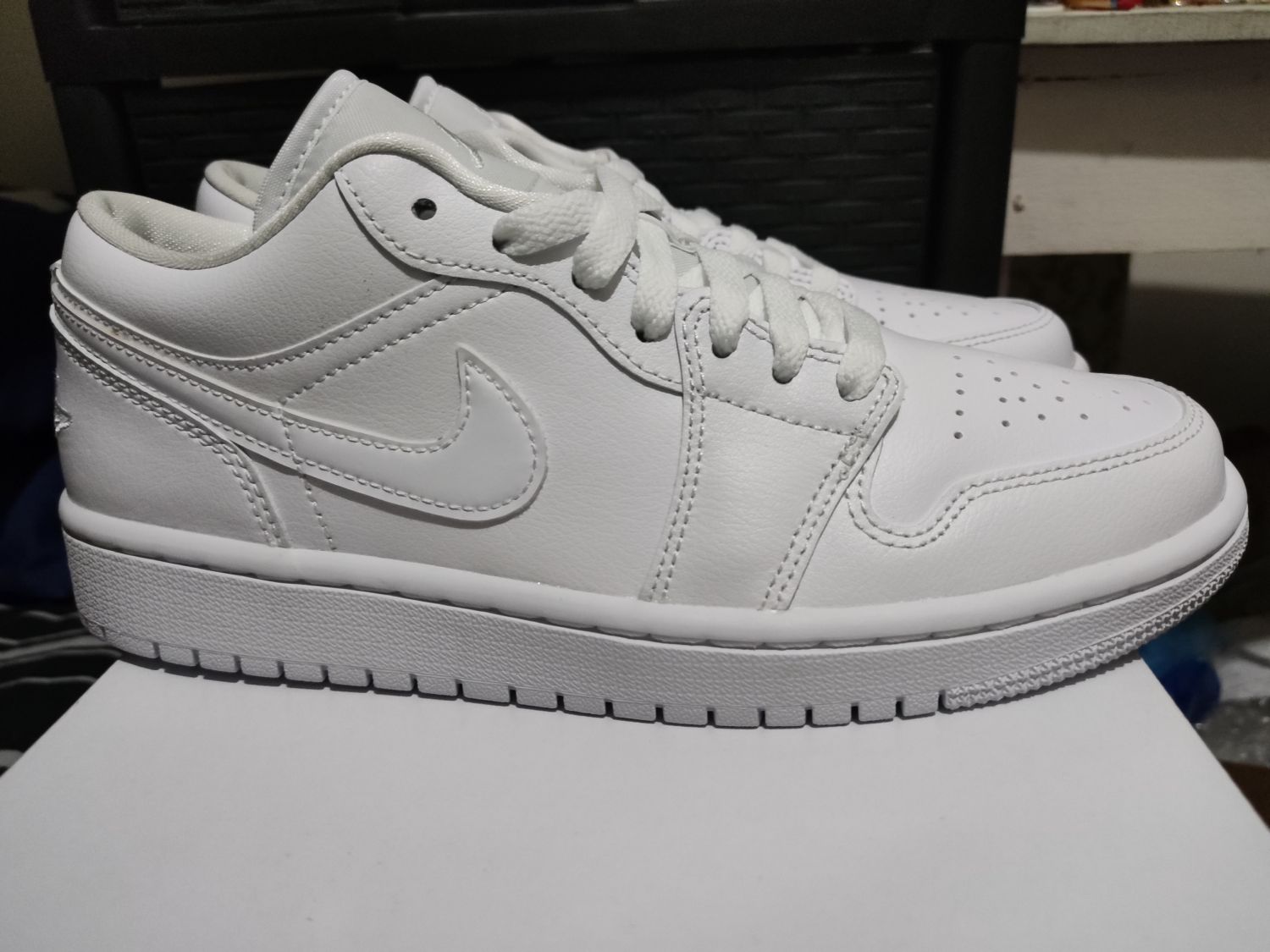 Air jordan 1 low all outlet white