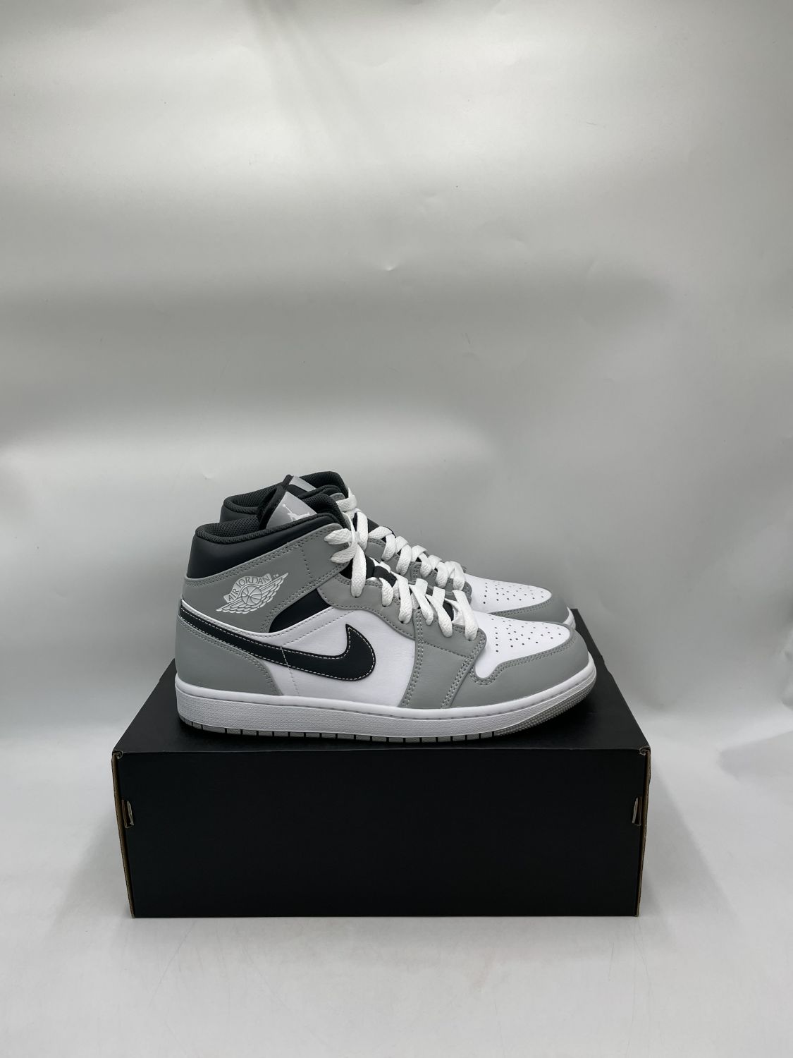 Jordan 1 Mid Light Smoke Grey Anthracite AfterMarket