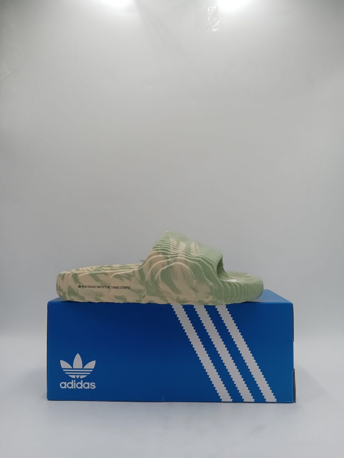 Adidas adilette 22 slides magic lime st desert sand aftermarket