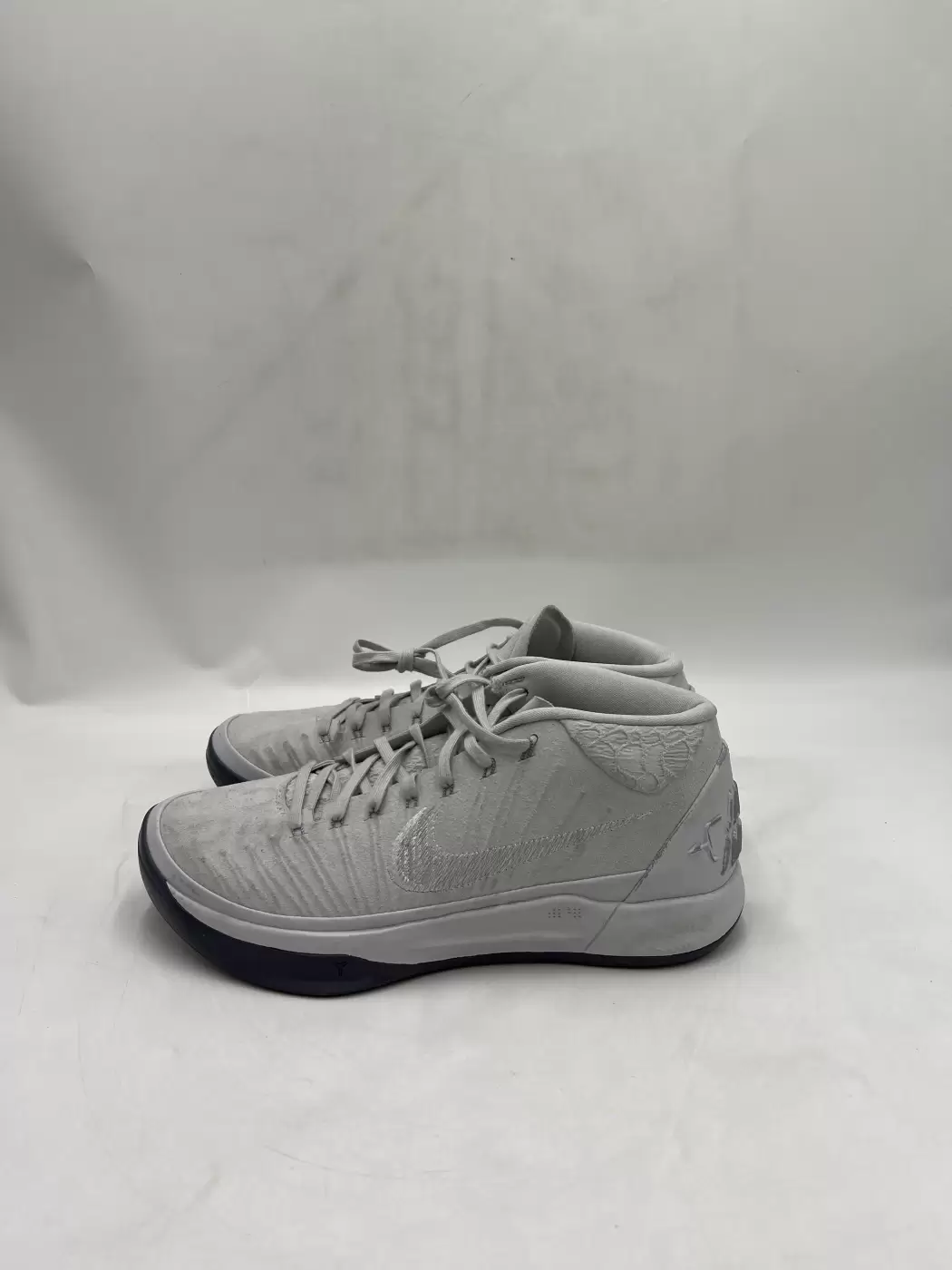 Kobe ad best sale pure platinum review