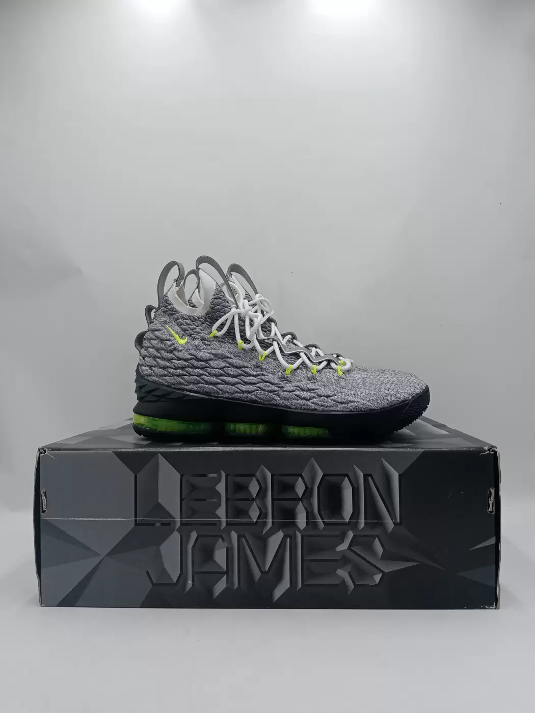 Nike Lebron 15 Air Max 95 | Aftermarket