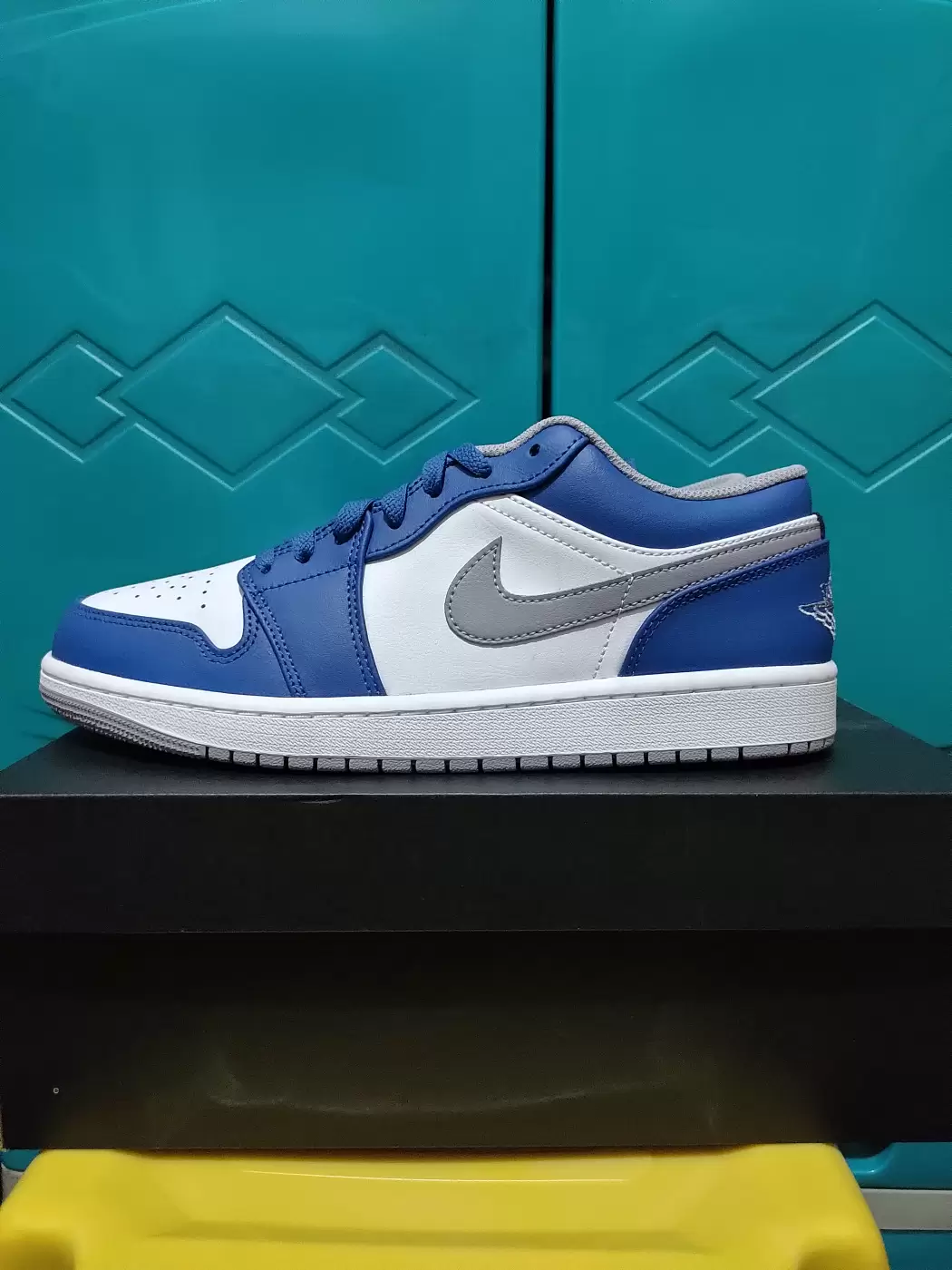 Jordan 1 outlet low insignia blue