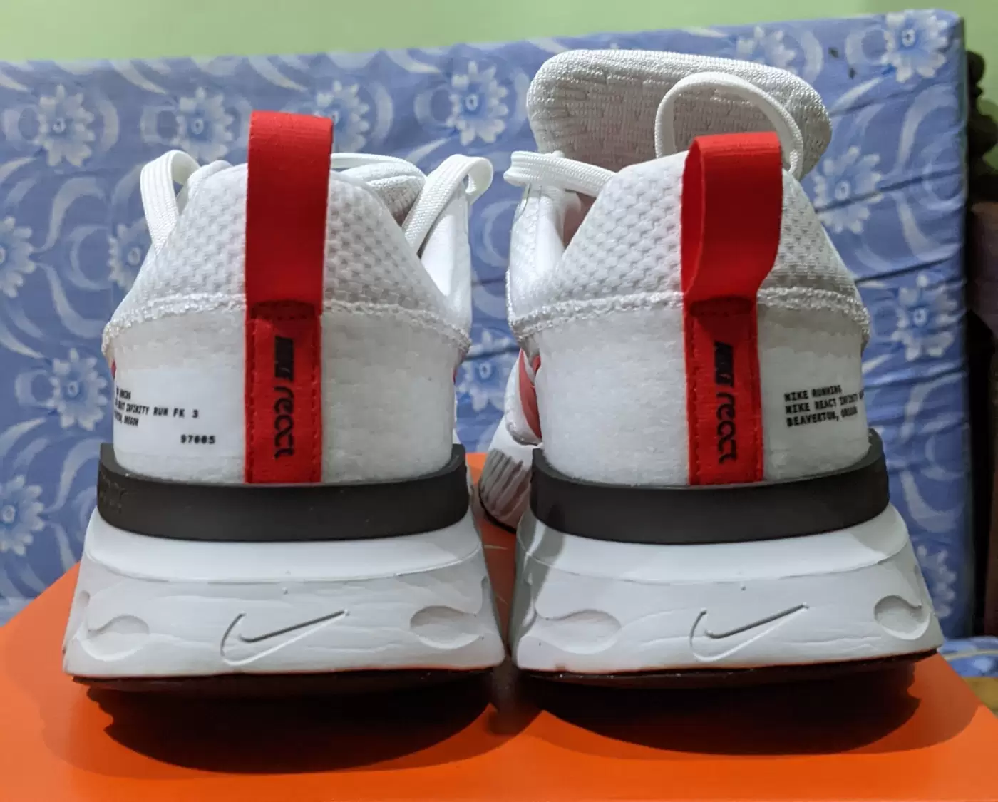 Off white zoom fly hotsell legit check