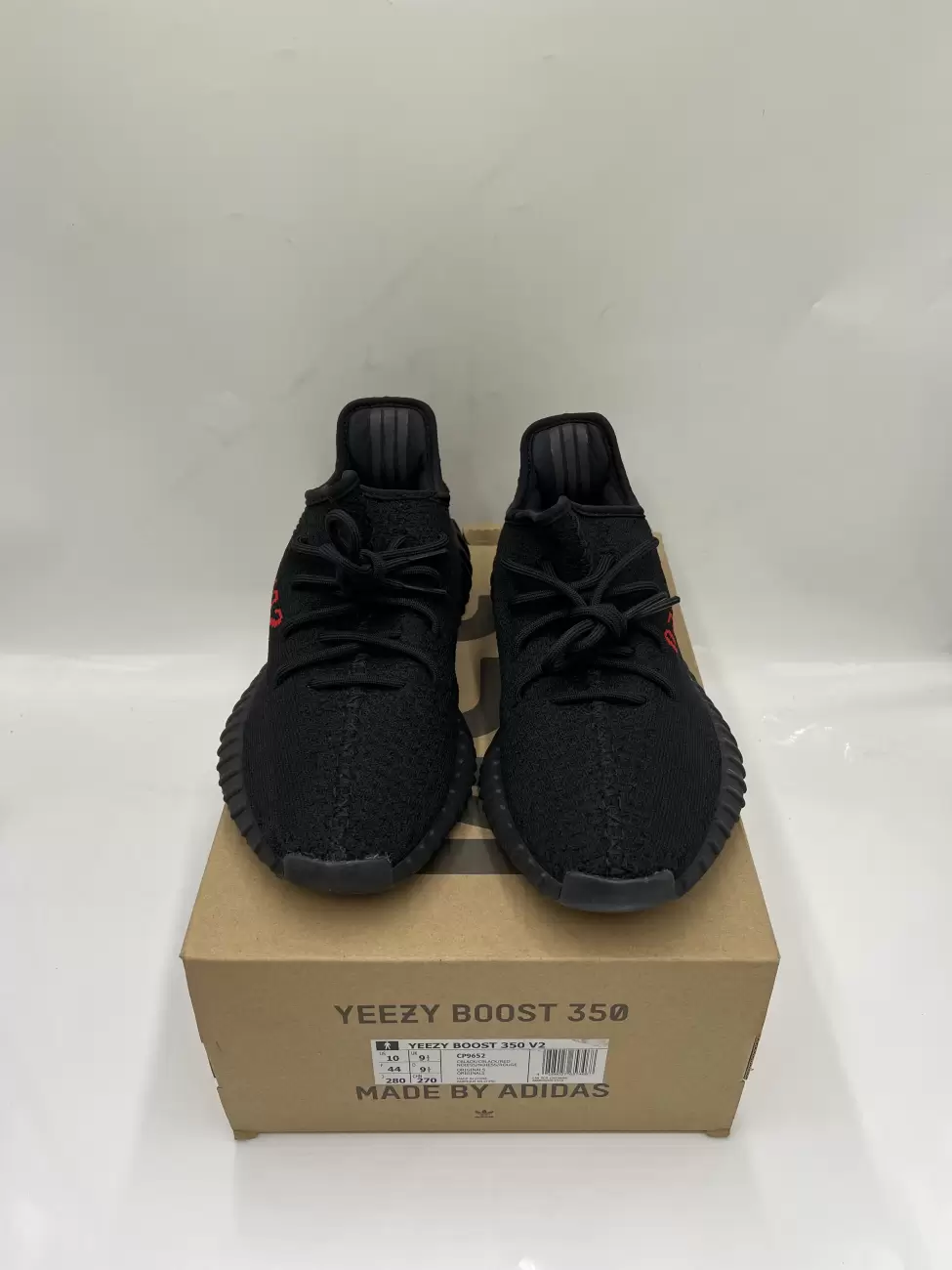 Yeezy boost 350 v2 cp9652 hotsell