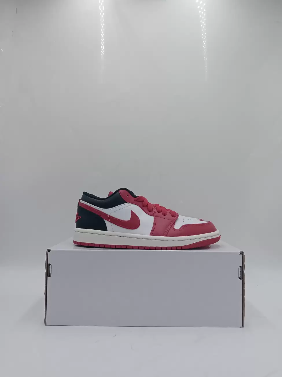 jordan 1 low black toe womens