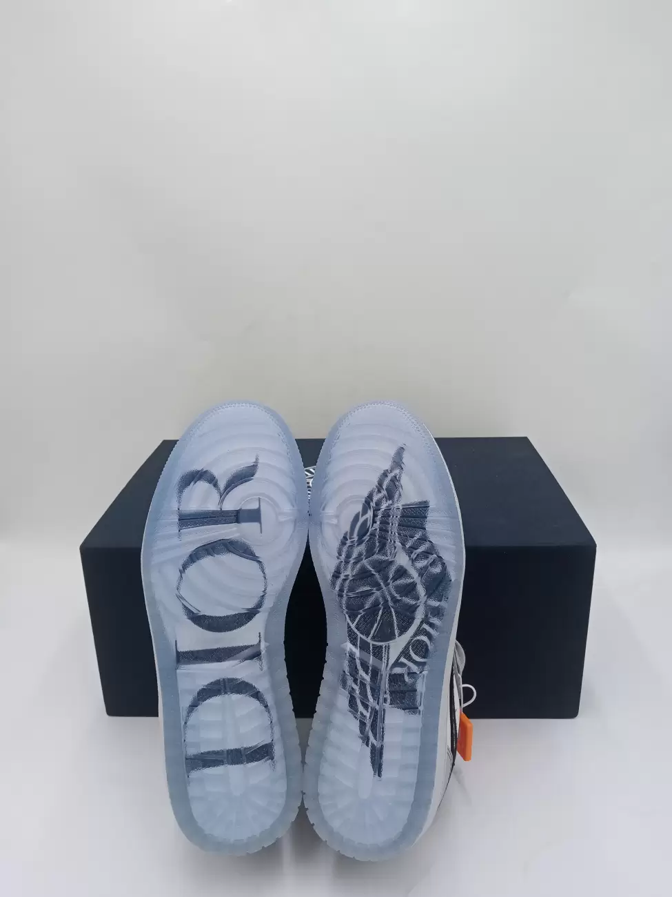 Jordan 1 Retro Low Dior  Shoe Inc  Shoeincde