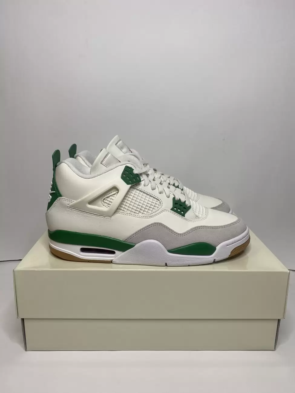 Jordan 4 Retro SB Pine Green | AfterMarket