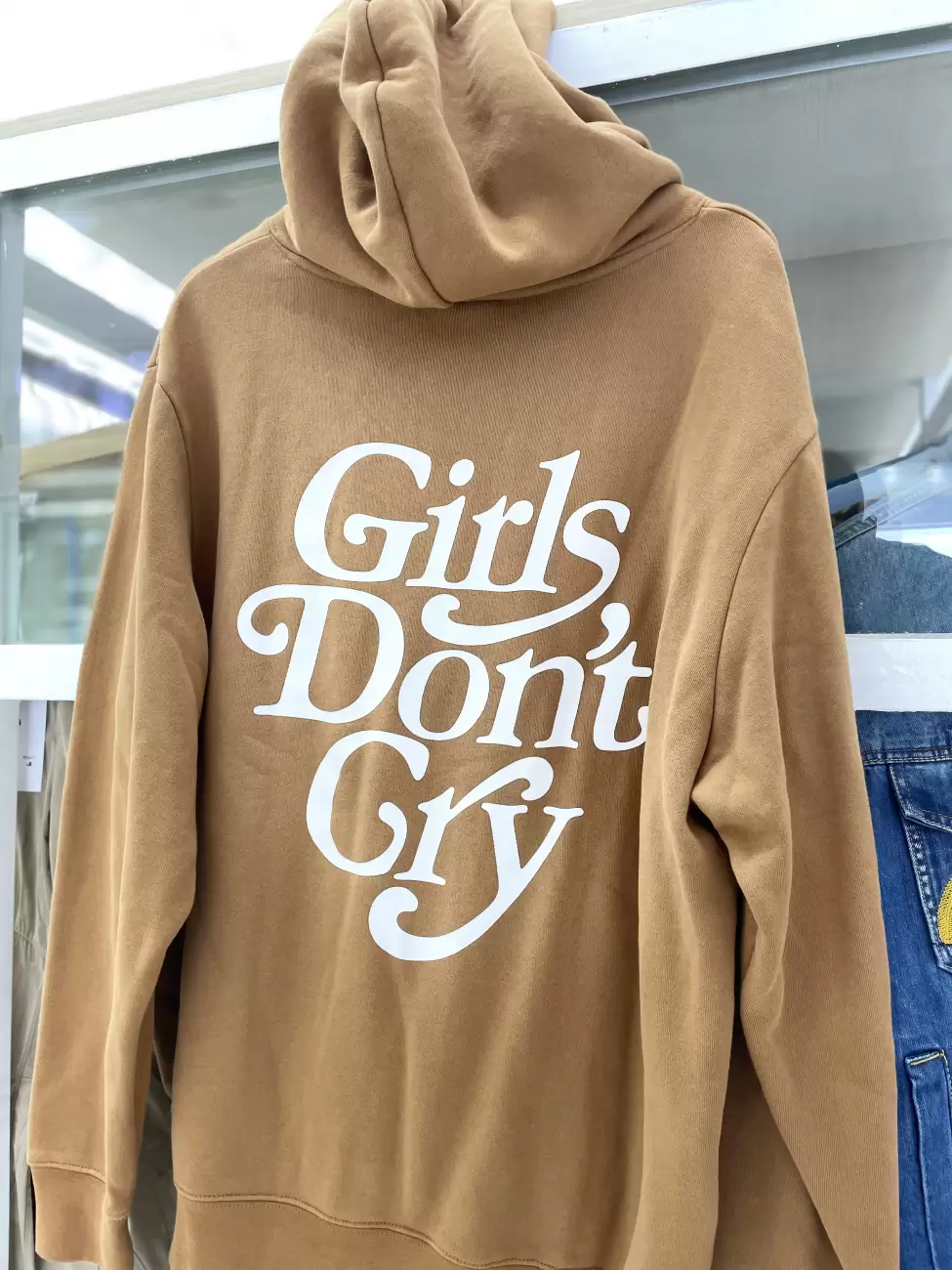 girls don´t cry hoodie brown L-