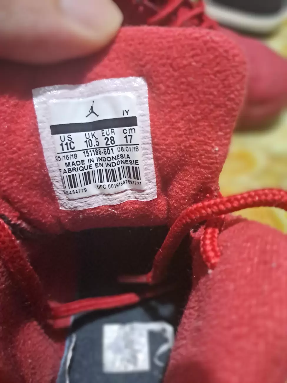 Red 12s size 4 hot sale