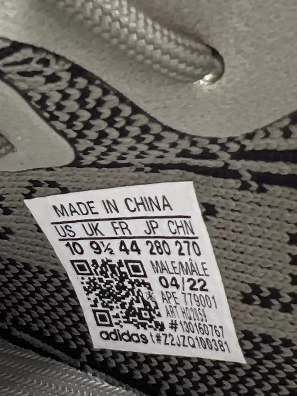 Adidas yeezy zebra top made in vietnam