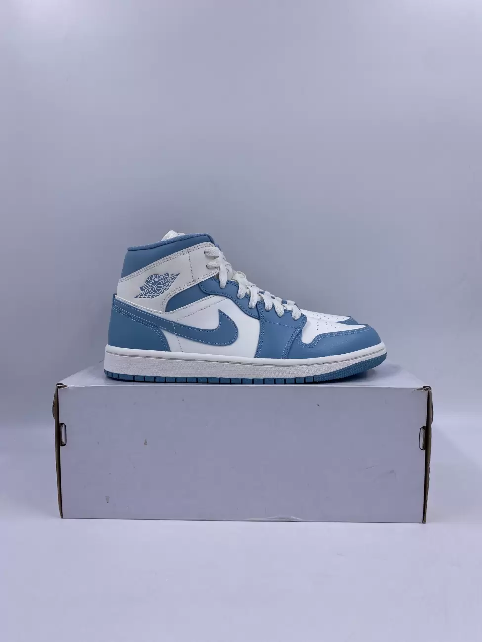 jordan 1 mid unc women's