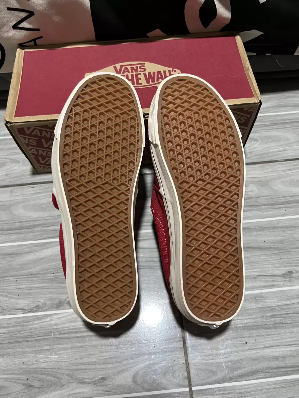 Fear of hotsell god vans taobao