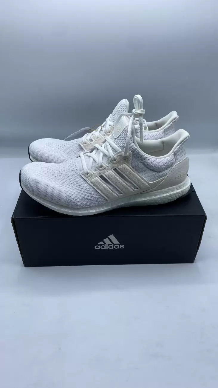 Ultra boost 2024 triple white singapore