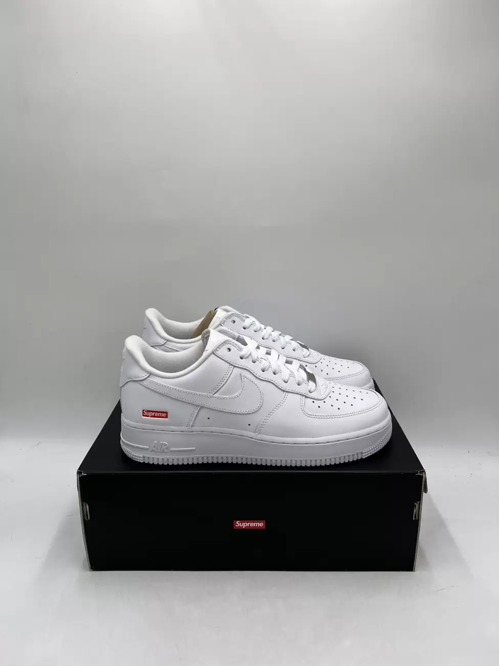 Nike Air Force 1 Low Supreme White | AfterMarket