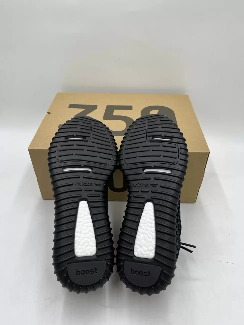 Pirate black 2025 yeezy bottom