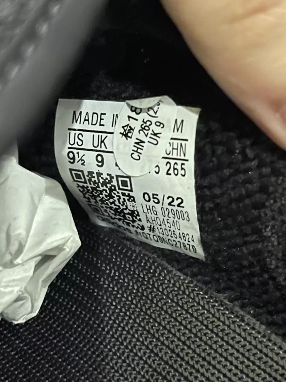 Yeezy sales 37 size