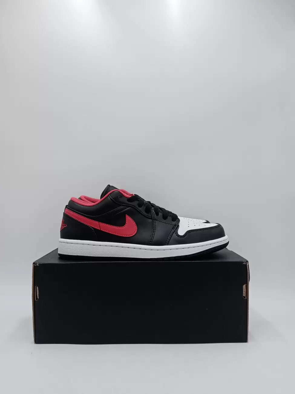 Jordan 1 Low White Toe | AfterMarket