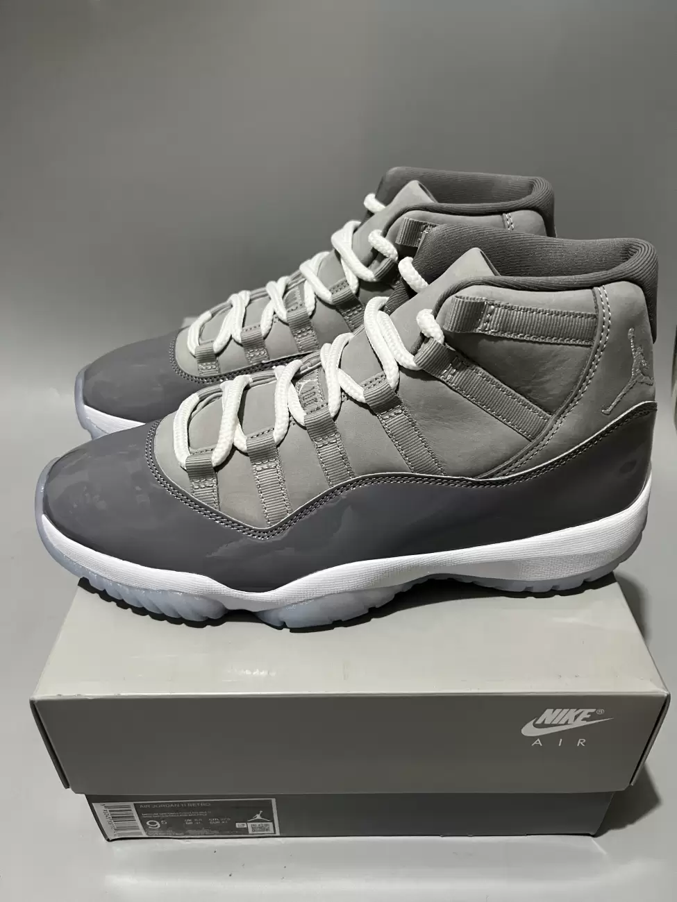 MENS NIKE AIR JORDAN 11 RETRO COOL GREY