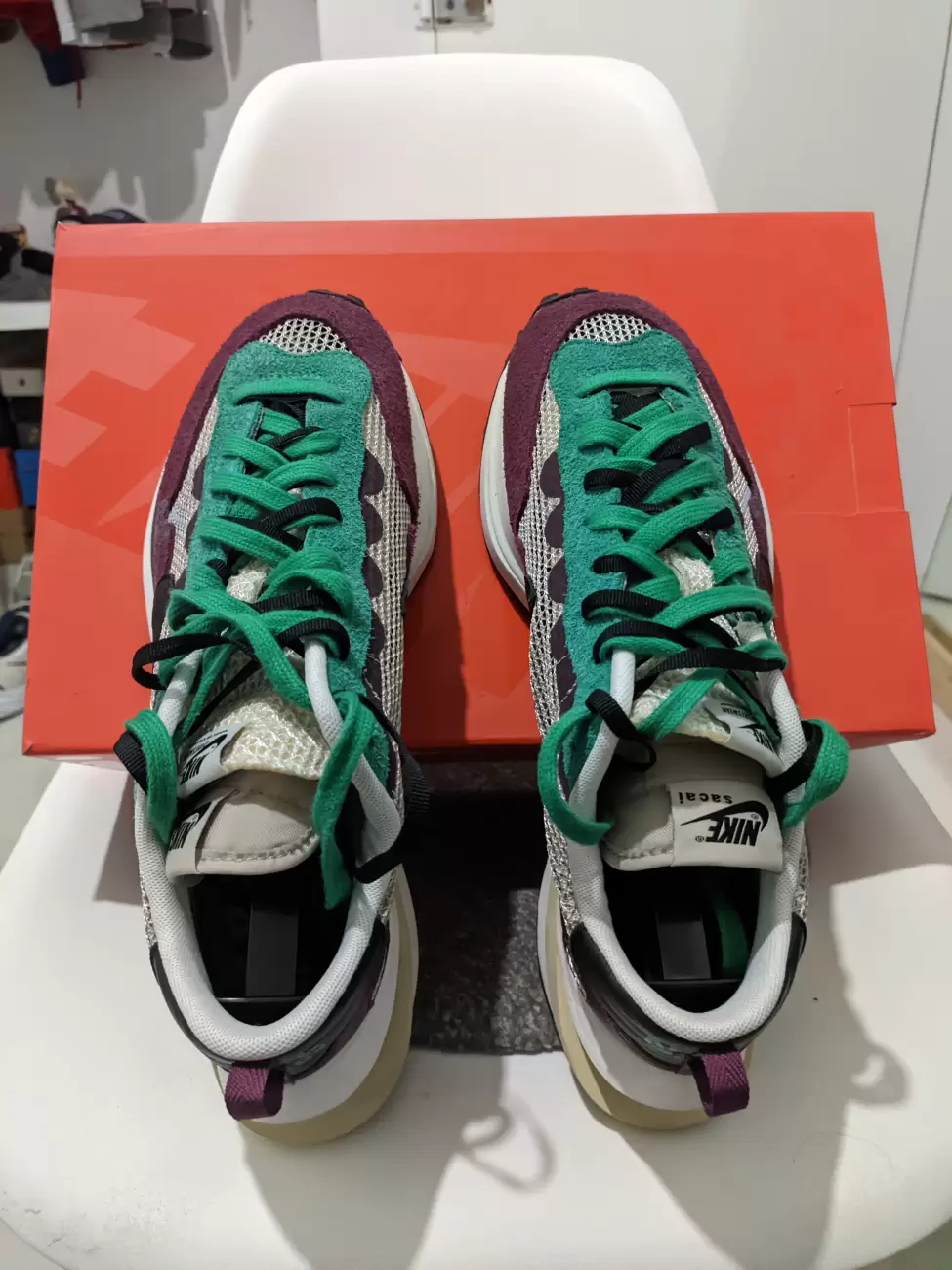 Nike Vaporwaffle Sacai Villain Red Neptune Green | AfterMarket