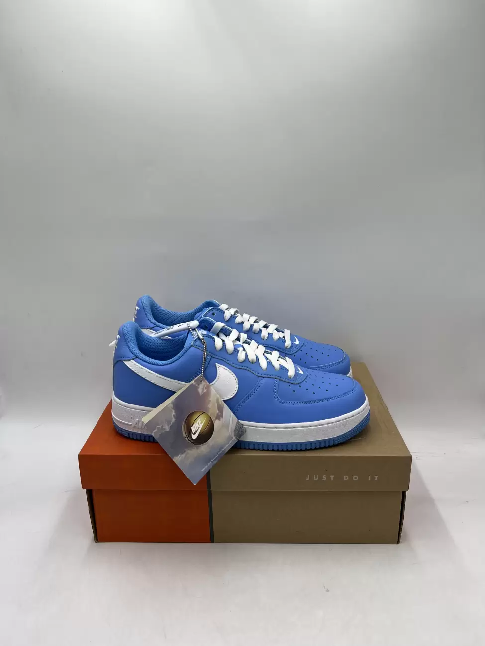 Nike Air Force 1 Low '07 Retro Color of the Month University Blue  DM0576-400 New