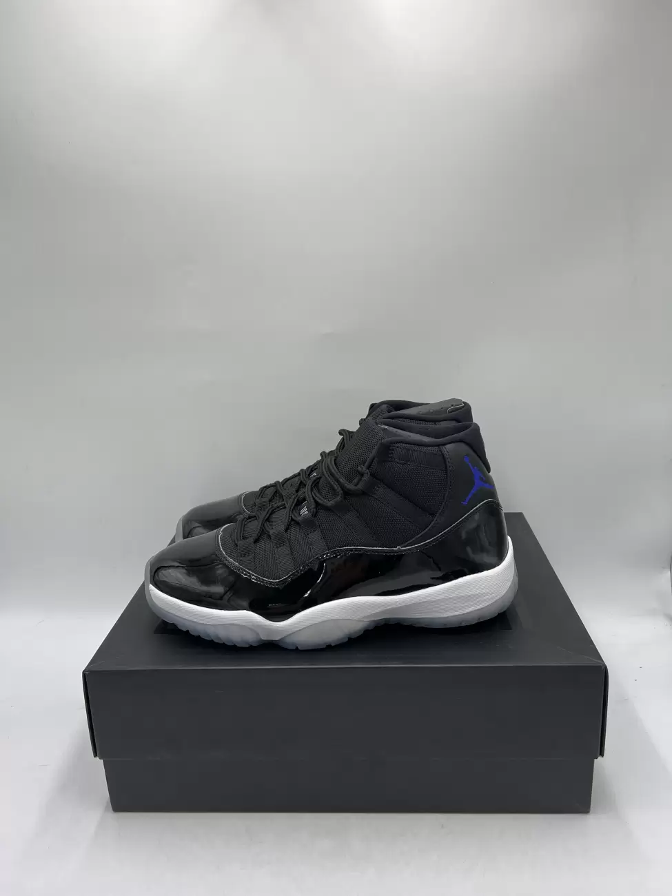 Jordan 11 space jam size clearance 6.5