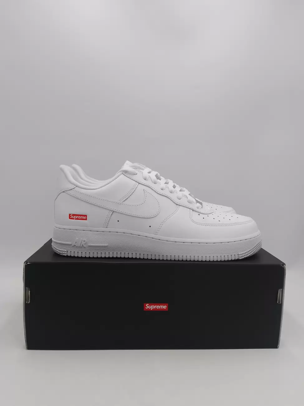 Supreme x 'air hotsell force 1 low ss20