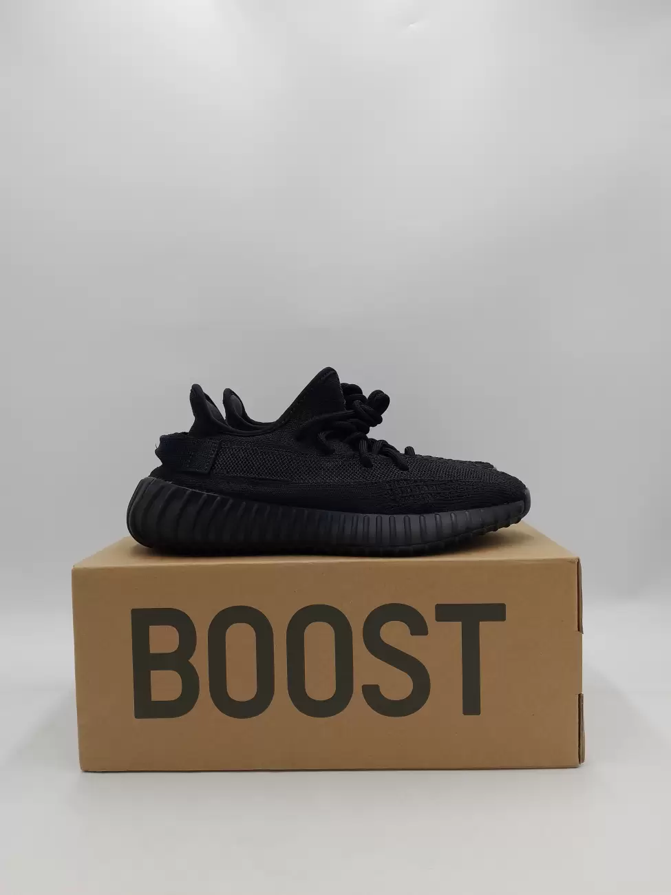 Yeezy 32 hot sale v2 black