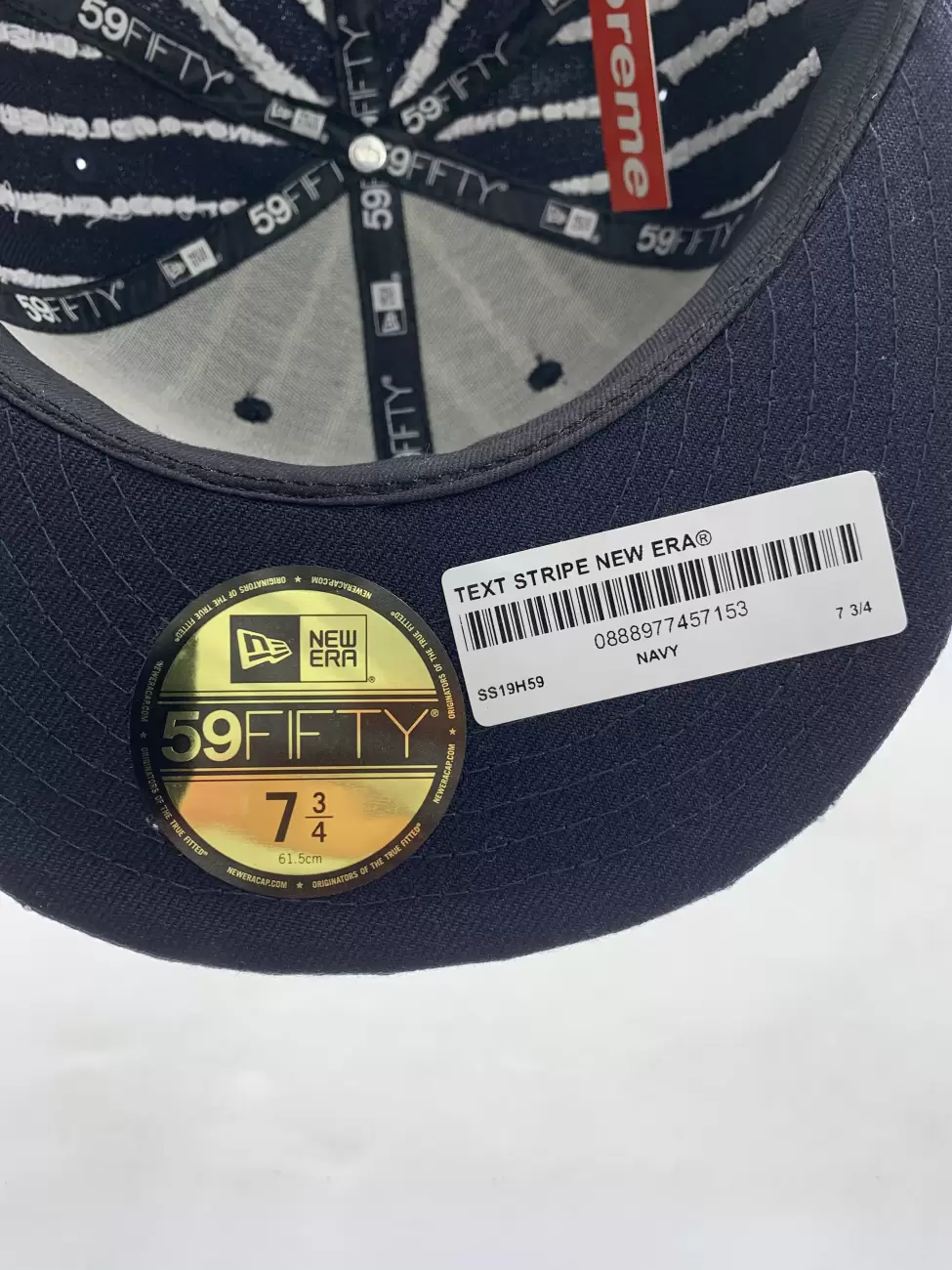 Supreme Text Stripe New Era ネイビー 19ss Supreme Text Stripe New Era (SS19) - $58