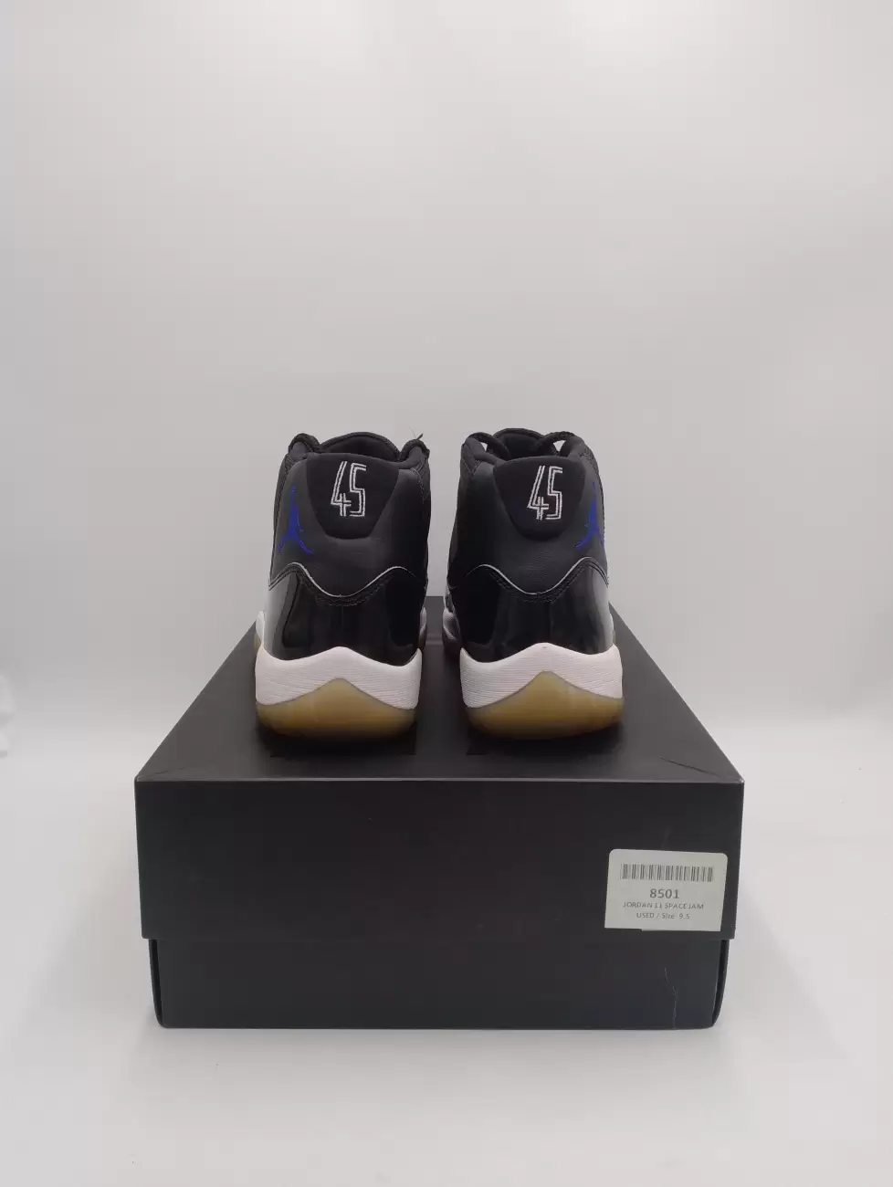 Jordan 11 space jam box sales
