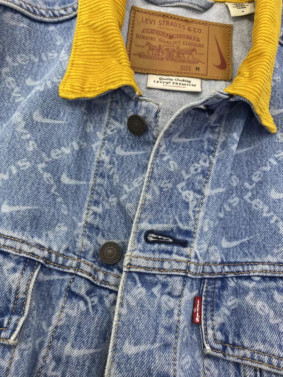 Nike levis jacket online