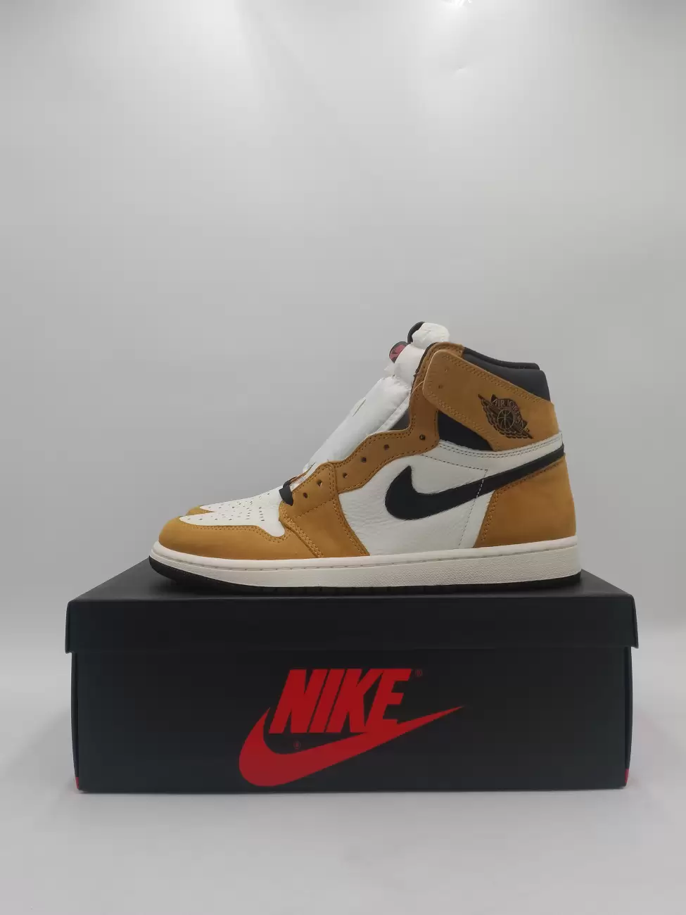 Aj 1 outlet rookie