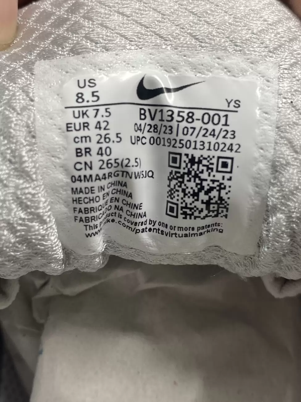 Vomero 5 sizing cheap