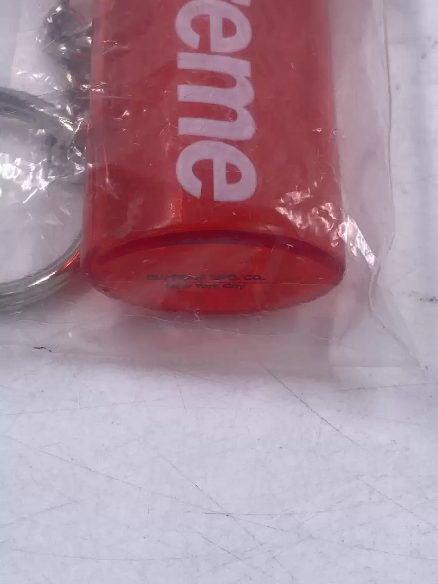 Short Clip: Supreme Waterproof Lighter Case Keychain Red SS20. 