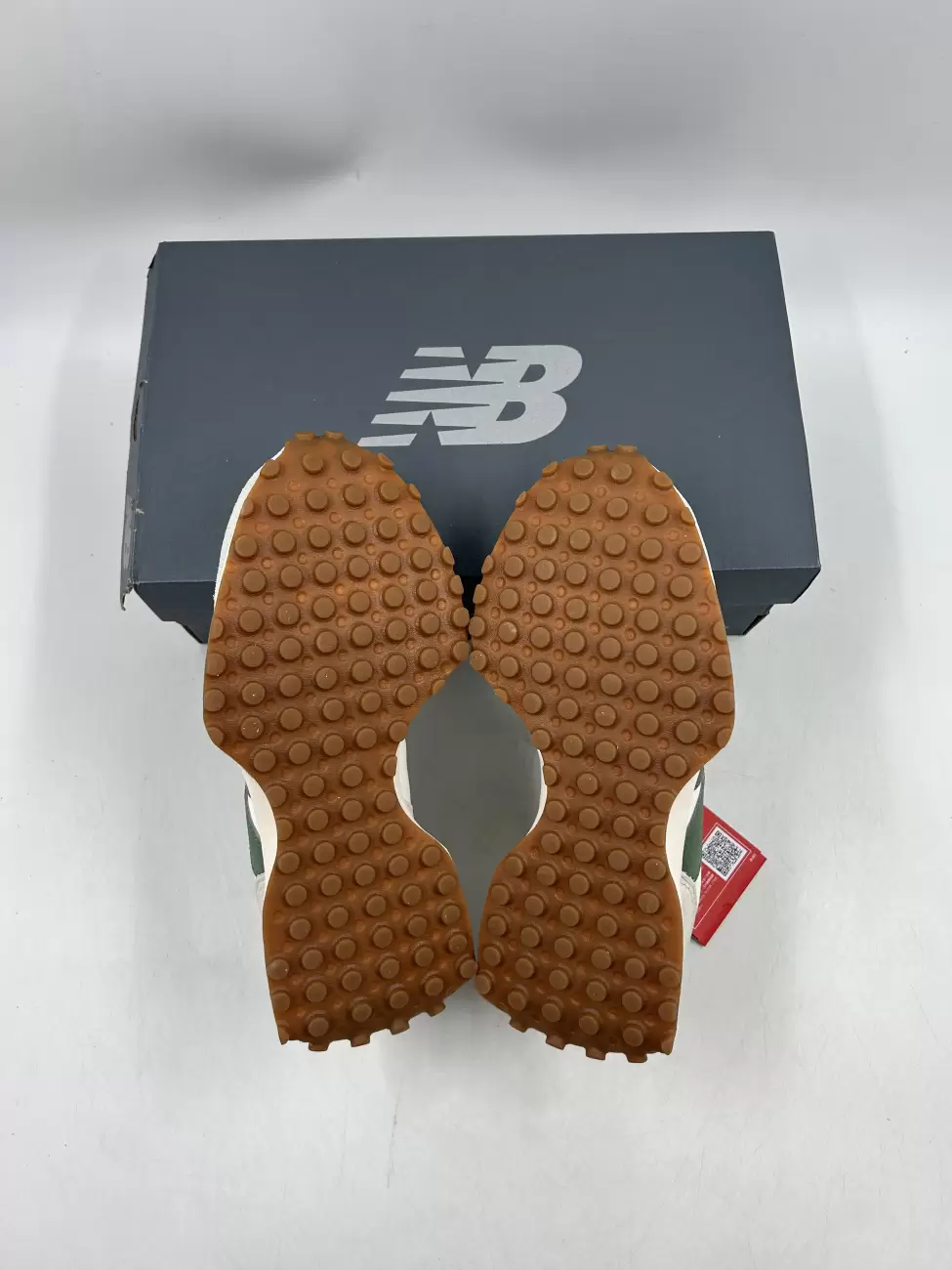 MINARL　3枚 New Balance 327 'Moonbeam with Nori' U327LX