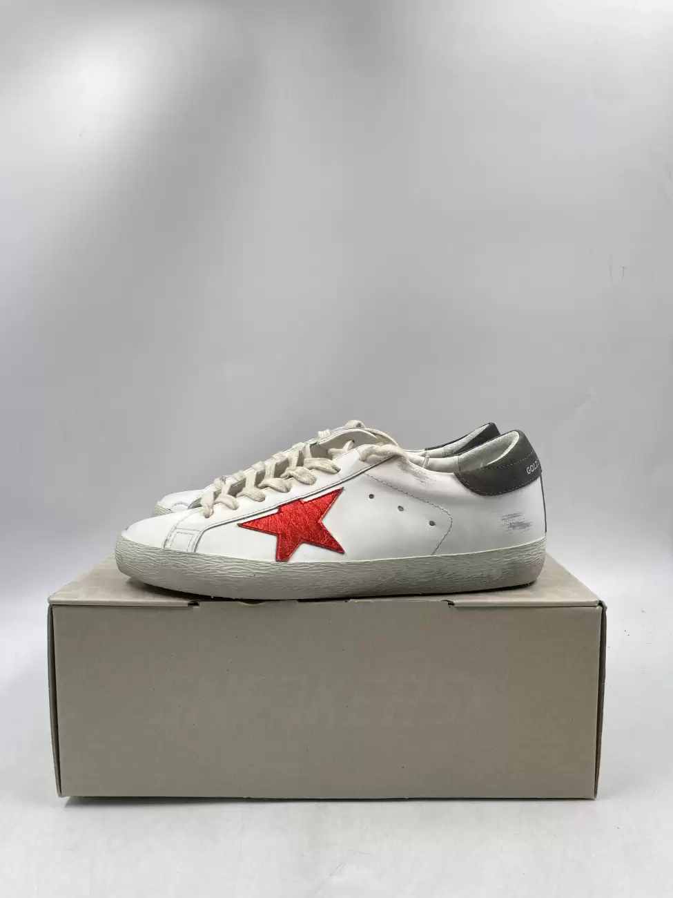 Golden goose superstar clearance red