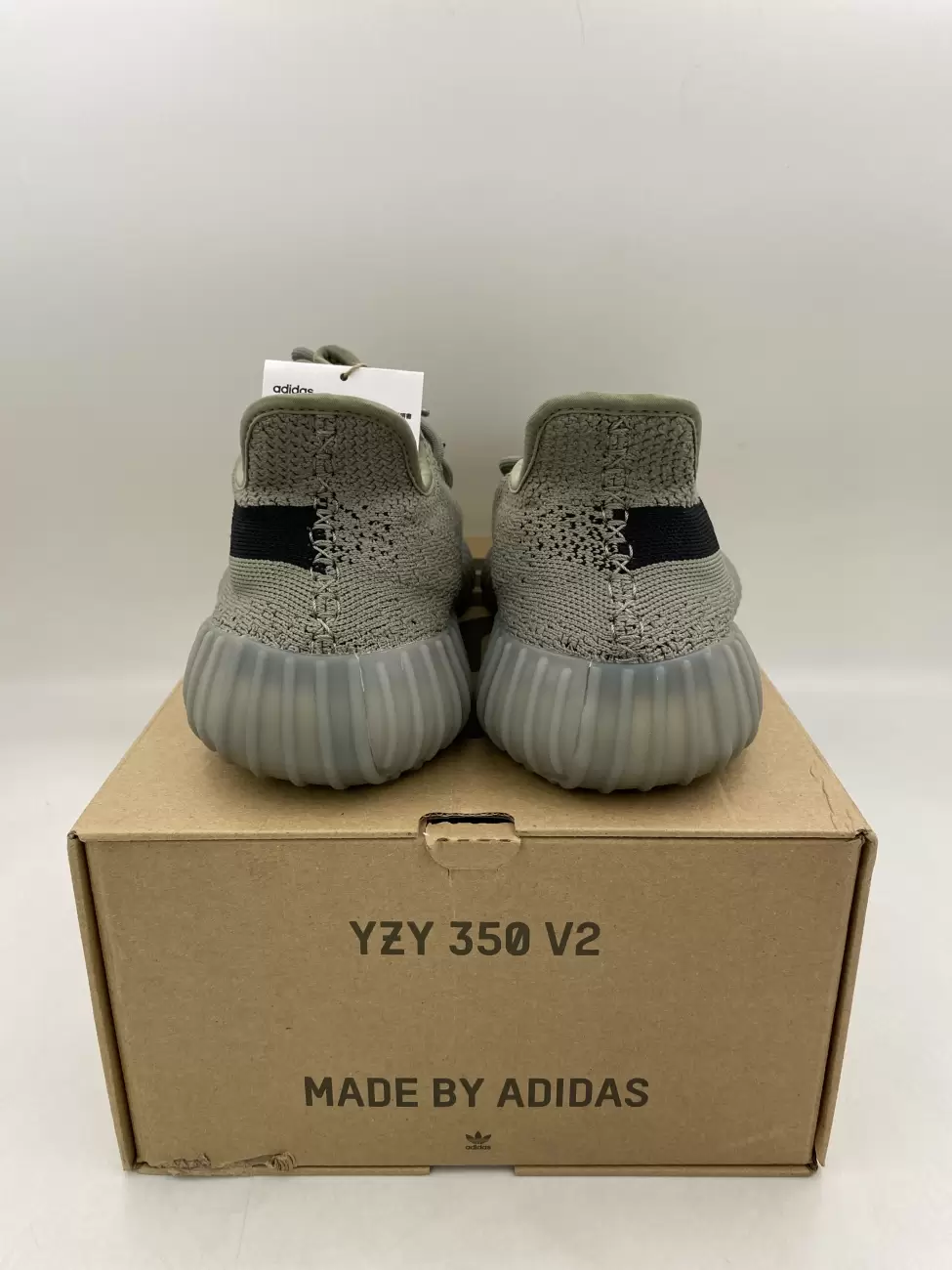 Yeezy boost clearance 35 moonrock fake