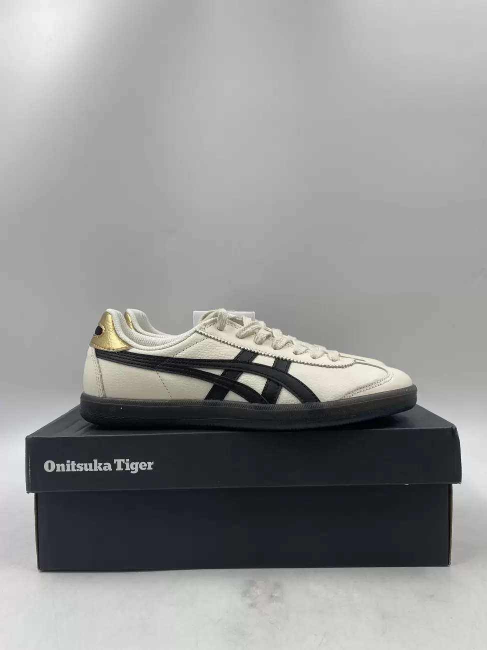 Gold cheap onitsuka tiger