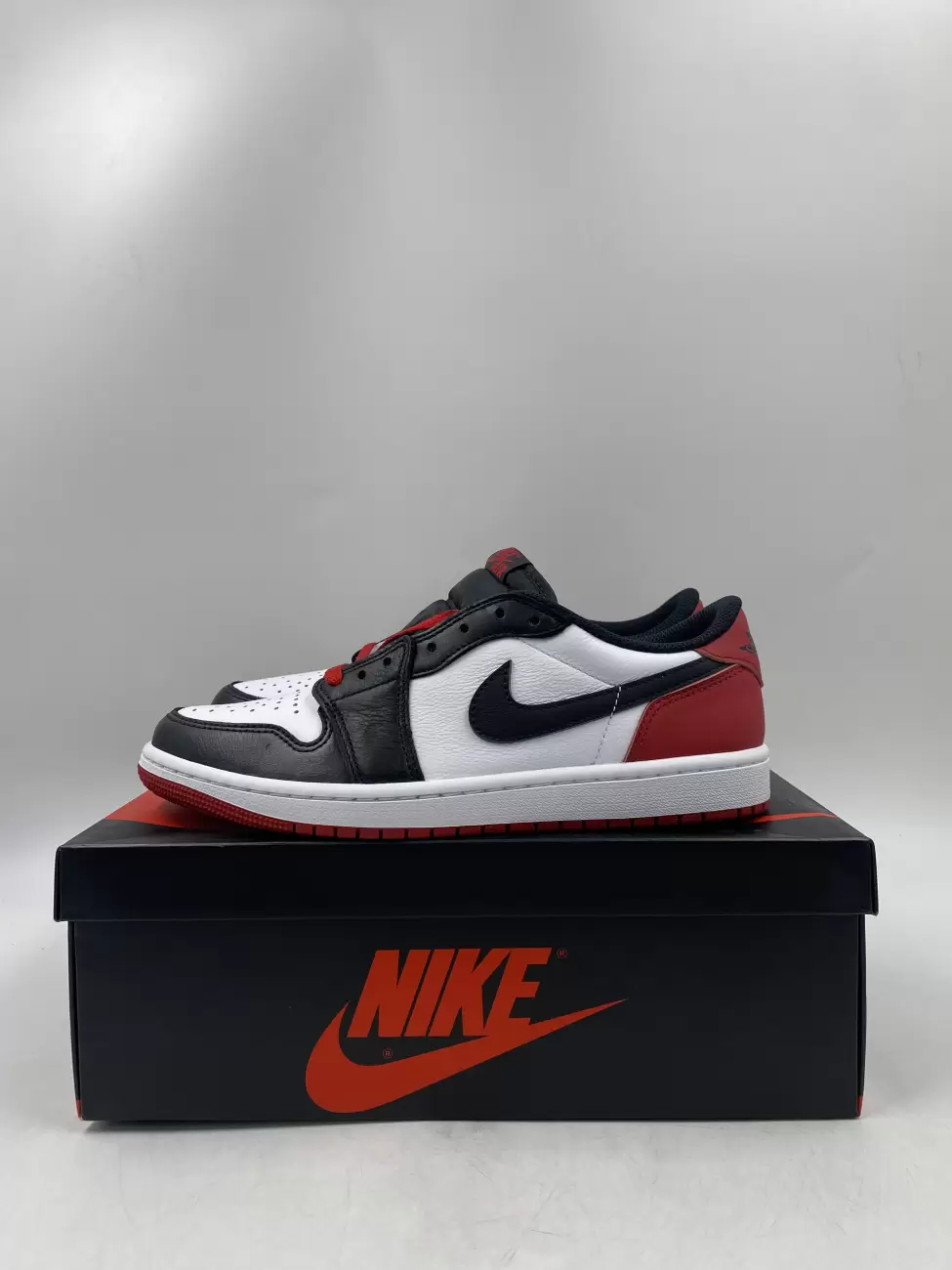 Jordan 1 Retro Low OG Black Toe 2023 AfterMarket